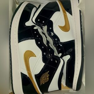 Jordan 1 Mid SE Mens Shoes